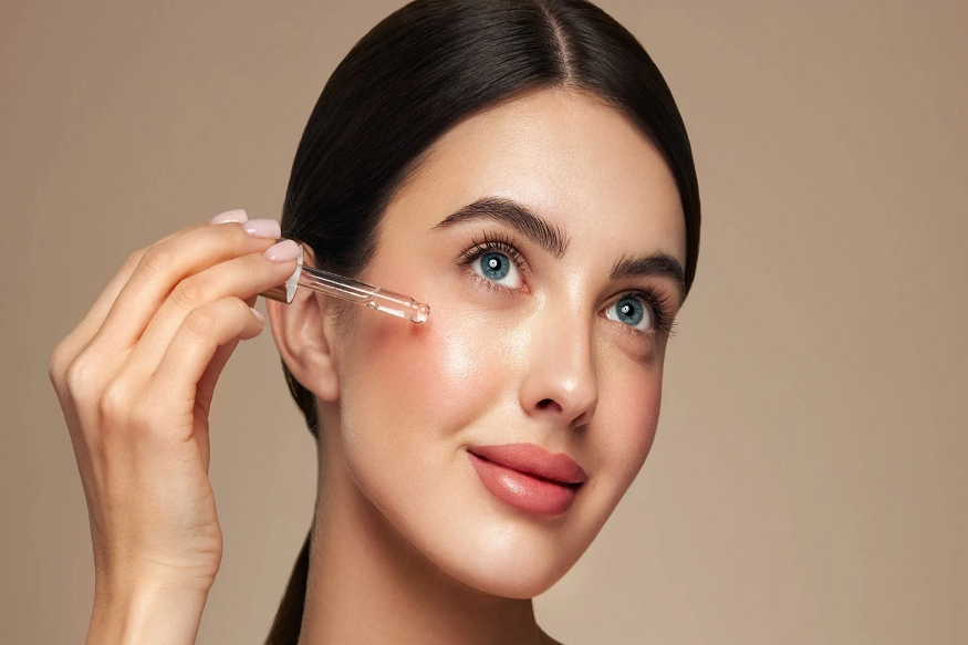 Causes of Dull Skin and How a Brightening Serum Helps Restore the Glow